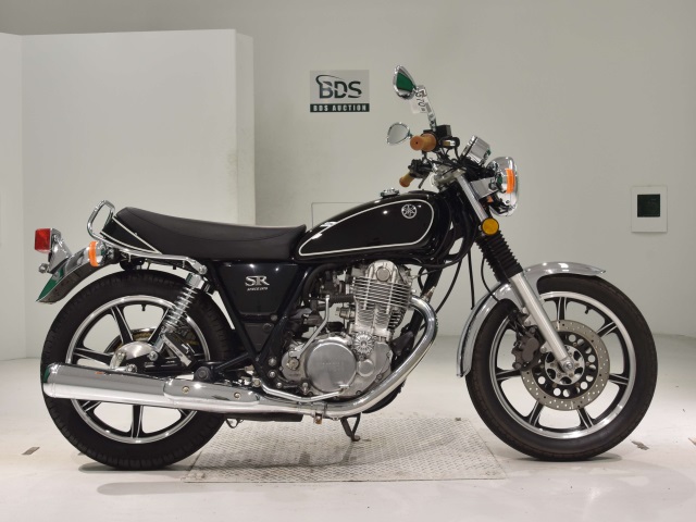 Yamaha SR400 2011