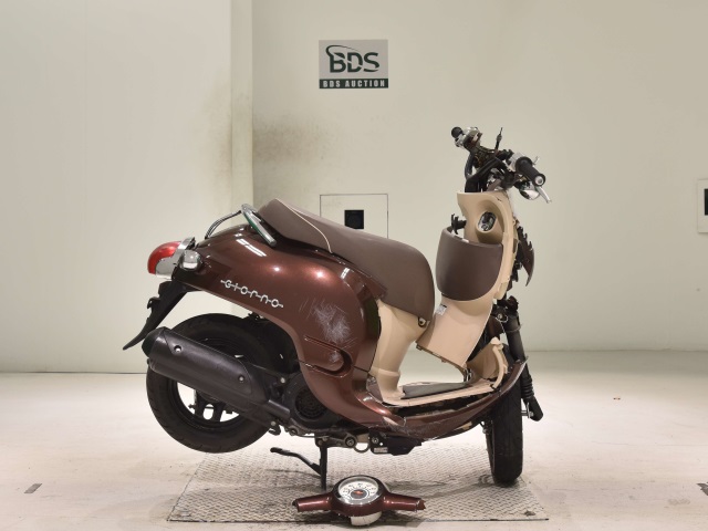 Honda GIORNO 2011