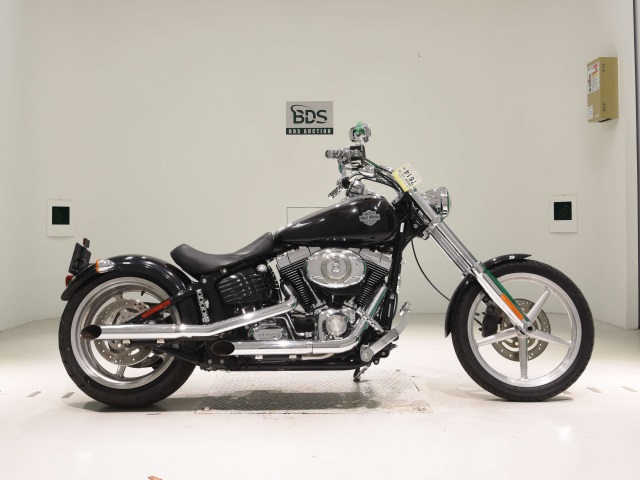HD ROCKER C FXCWC1580 2008