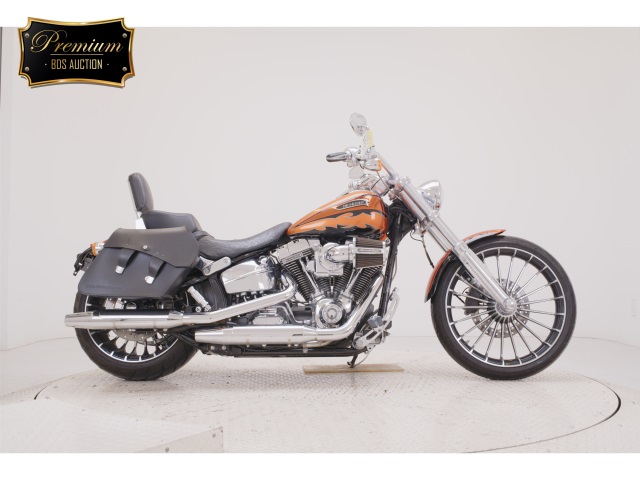 HD BREAKOUT FXSB1800 2014