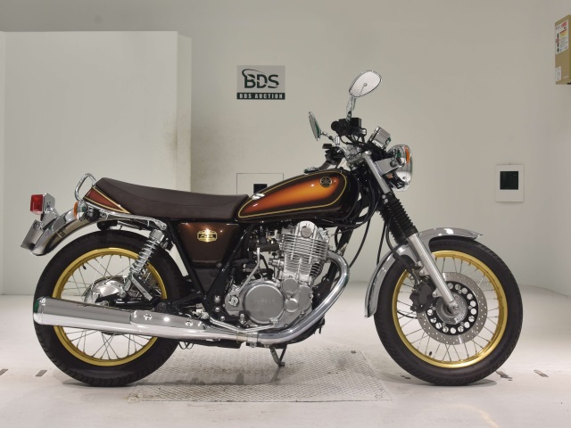 Yamaha SR400 2019
