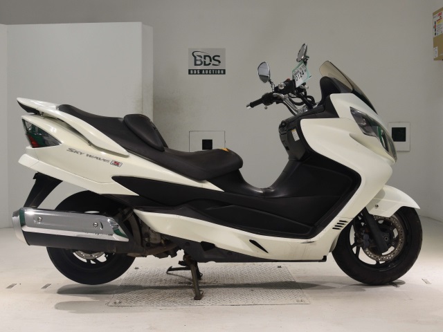 Suzuki SKYWAVE 250S