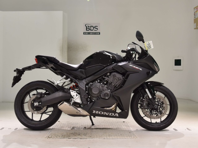Honda CB650R 2023