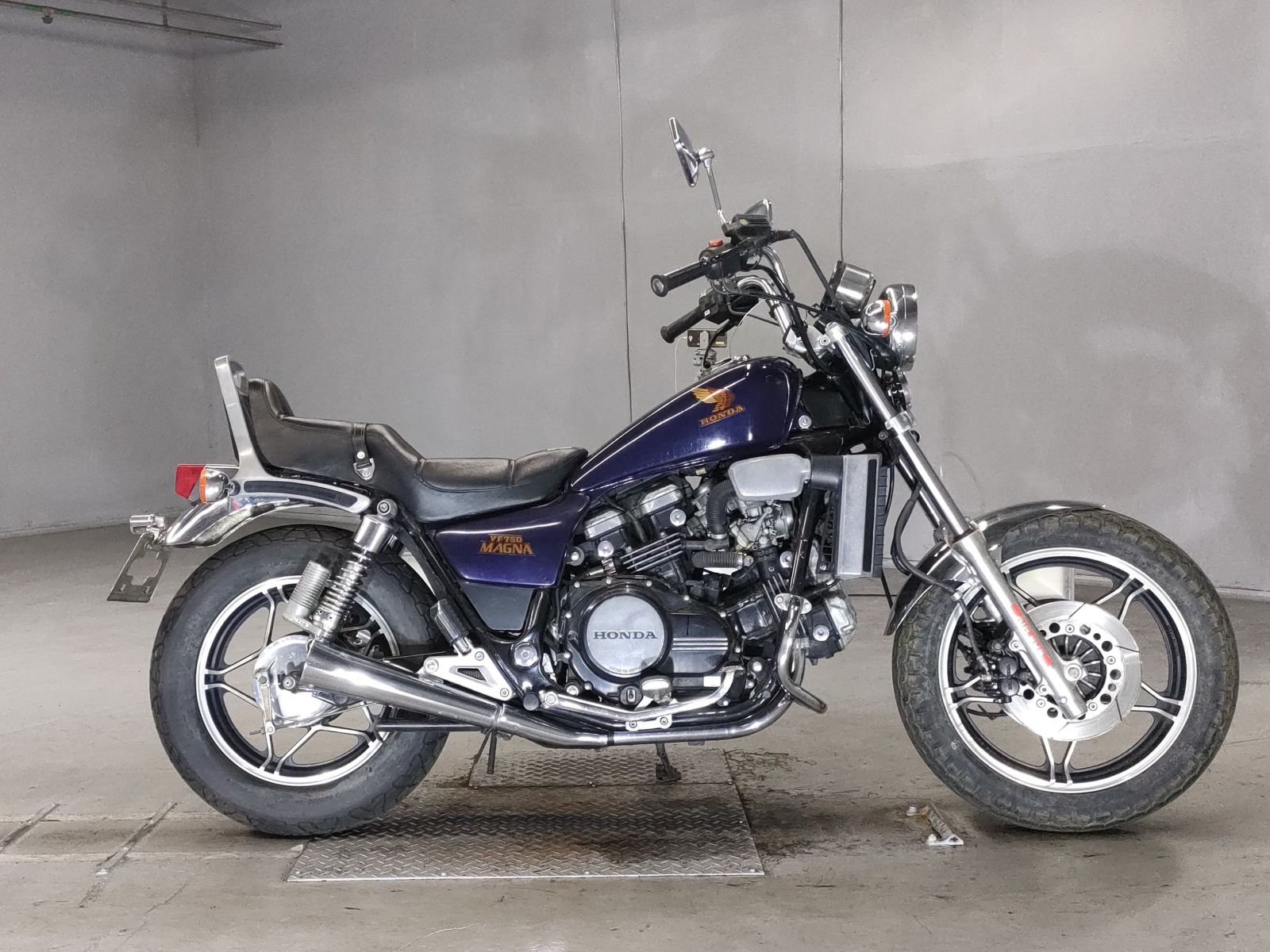Honda MAGNA750 1983