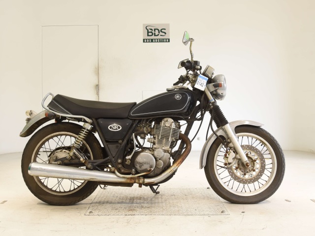 Yamaha SR400 2005