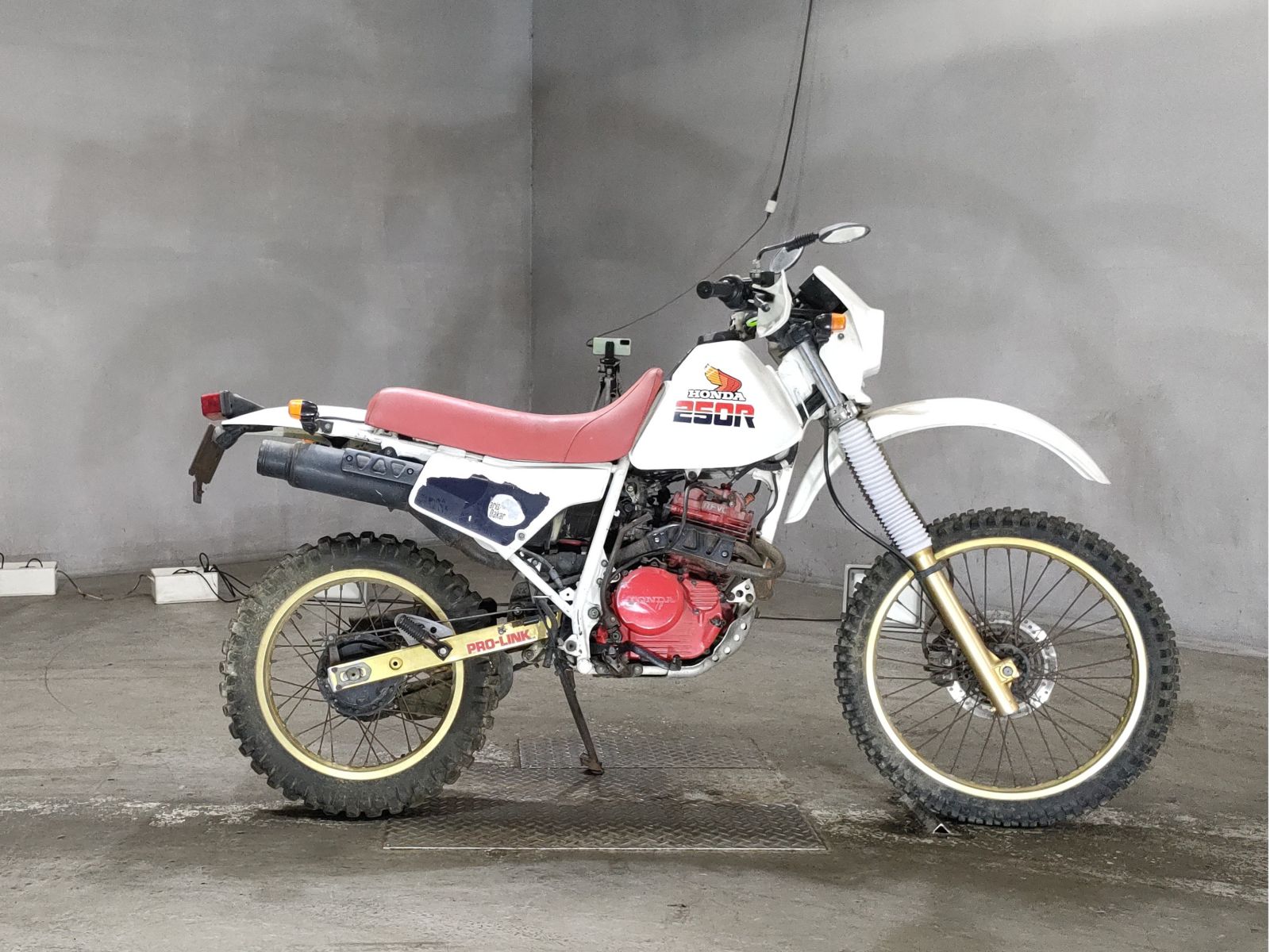Honda XLR250R 1985