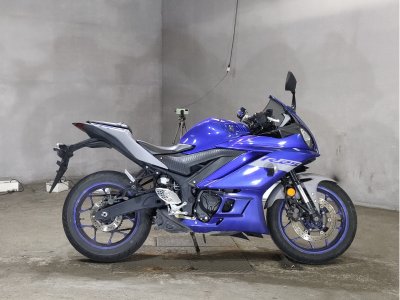 Yamaha YZF-R25 2021