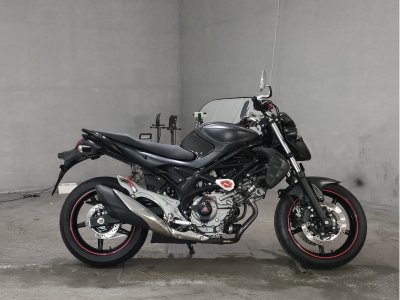 Suzuki GLADIUS SFV650 2015