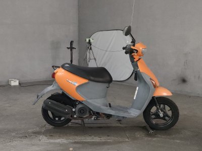 Suzuki LETS4