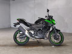 Kawasaki Z400 2021