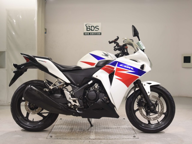 Honda CBR250R 2013