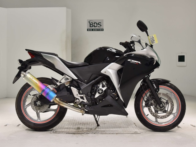 Honda CBR250RA