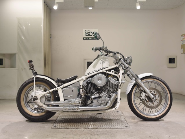 Yamaha DRAGSTAR XVS400 2001