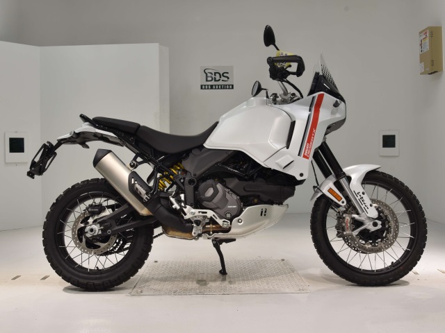 Ducati DESERT X 2022