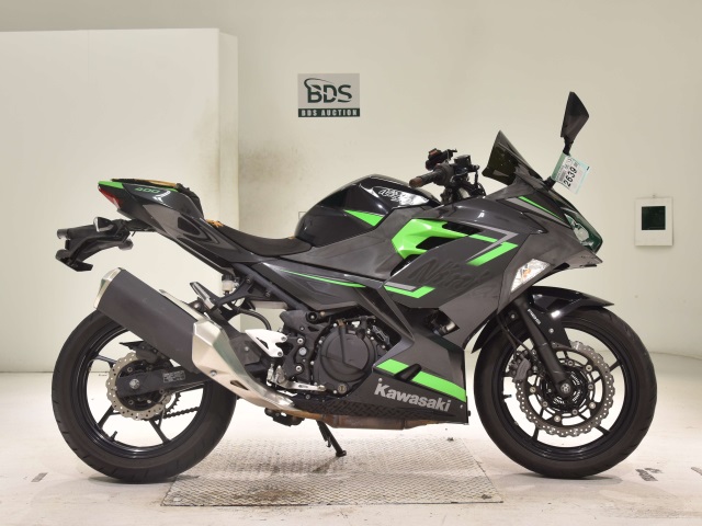 Kawasaki NINJA400 2019