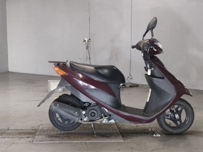Suzuki ADDRESS V50