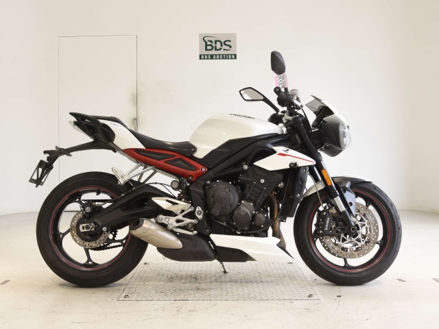 Triumph STREET TRIPLE 2017