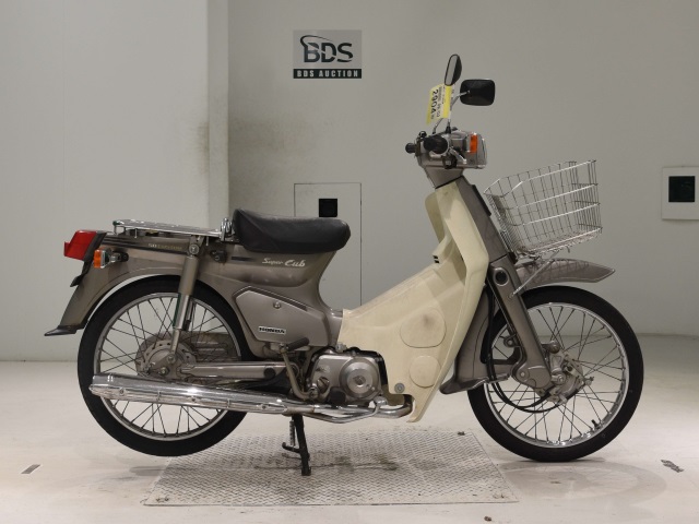 Honda C50-E 2002