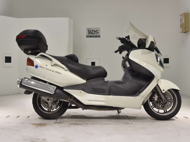 Suzuki SKYWAVE 650LX 2011