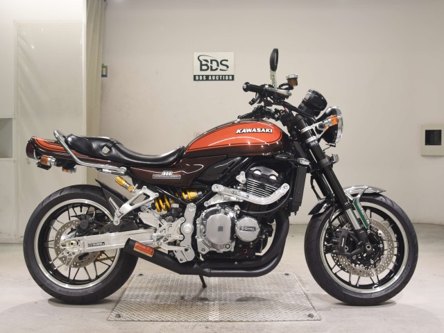 Kawasaki Z900RS 2024