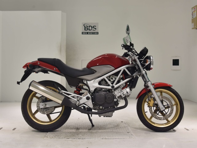 Honda VTR250 2011