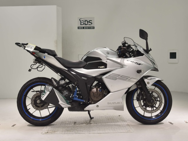 Suzuki GIXXER250SF 2019