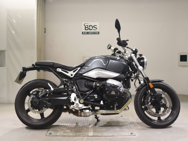 BMW R NINE T PURE 2021