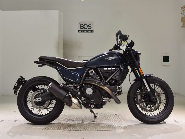 Ducati SCRAMBLER NIGHT SHIFT 2025