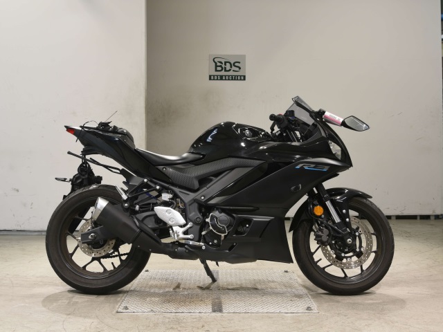 Yamaha YZF-R3 2024