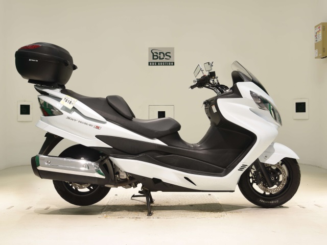 Suzuki SKYWAVE 250S