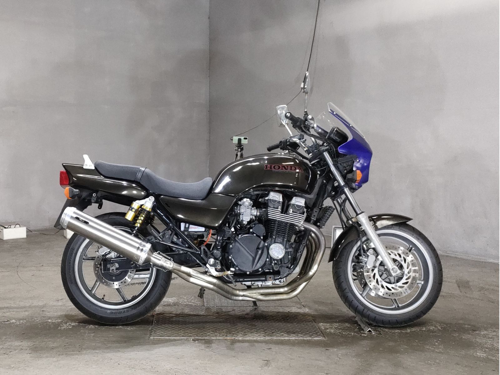 Honda CB750 2022