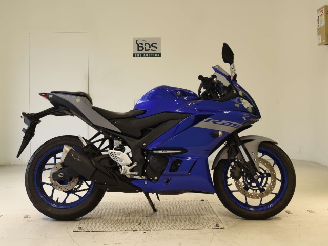 Yamaha YZF-R25A