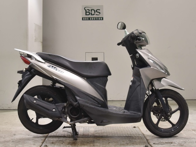 Suzuki ADDRESS V110