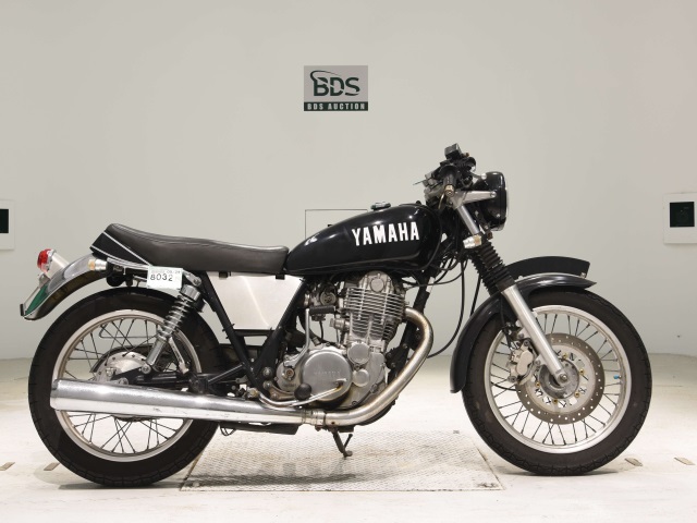 Yamaha SR400 2003