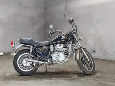 Honda GL400 CUSTOM 1982