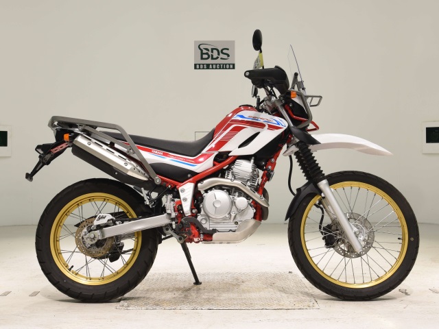 Yamaha SEROW XT250 2020