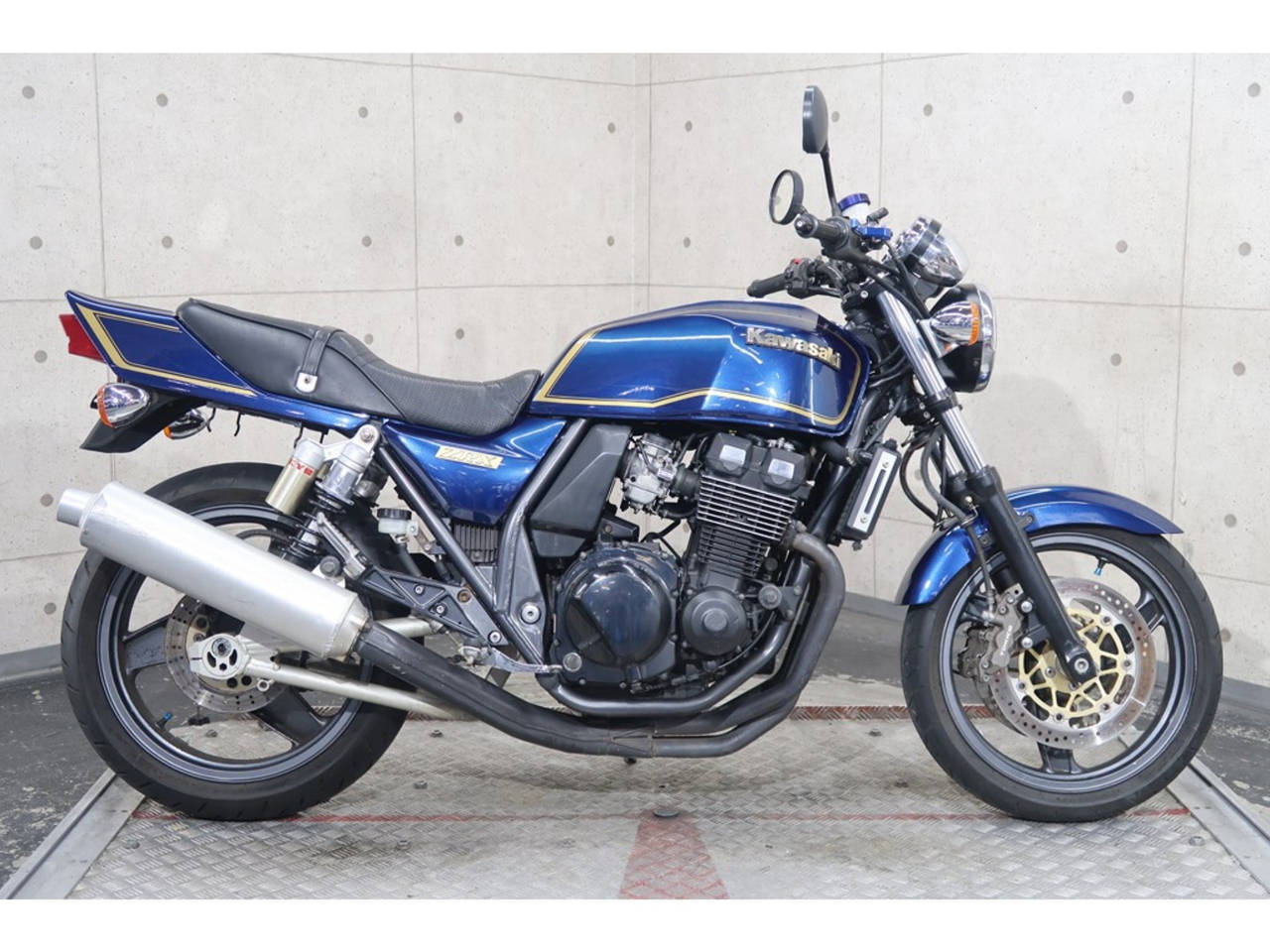 Kawasaki ZRX400 2001