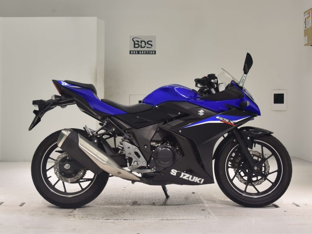 Suzuki GSX250R