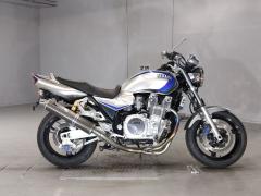 Yamaha XJR1300 2004