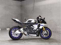 Yamaha YZF-R1M 2015