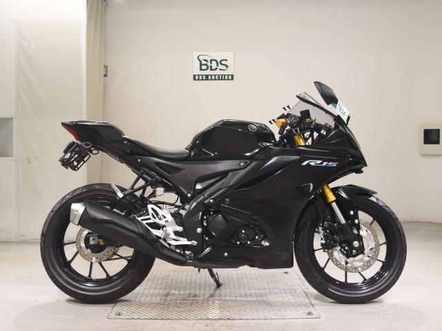 Yamaha YZF-R15 2023