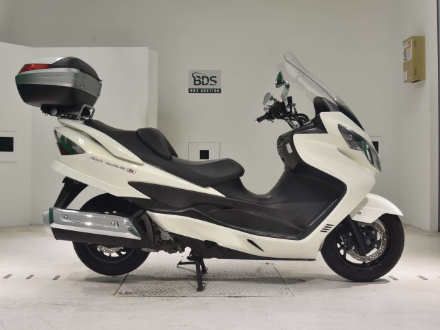 Suzuki SKYWAVE 400SA 2011