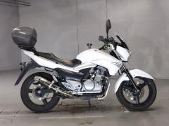 Suzuki GSR250