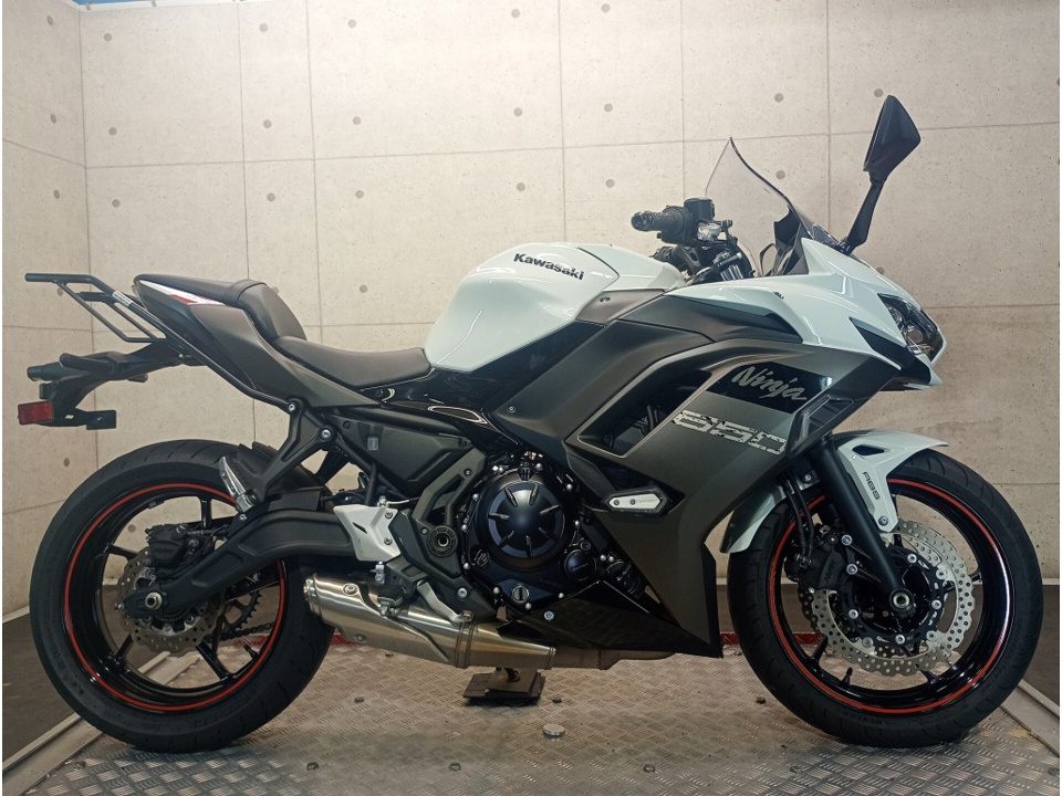 Kawasaki NINJA650 2023