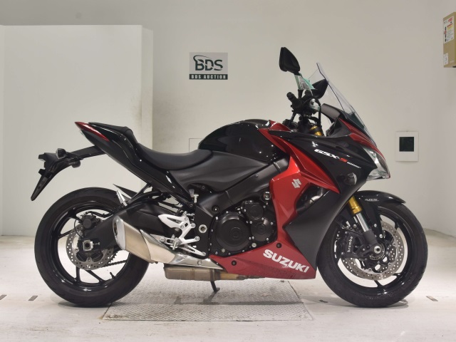 Suzuki GSX-S1000F 2016