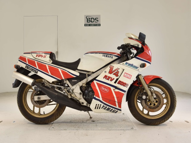 Yamaha RZV500R 1984