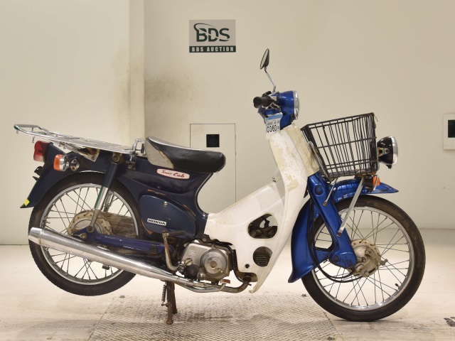 Honda C50 2005