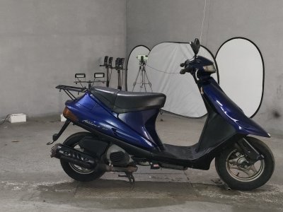 Suzuki ADDRESS V100