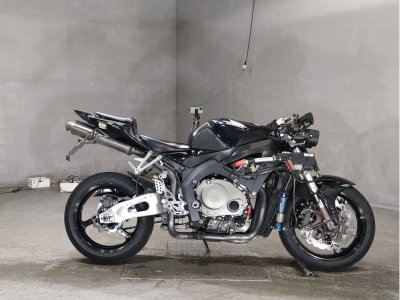 Honda CBR1000RR 2004