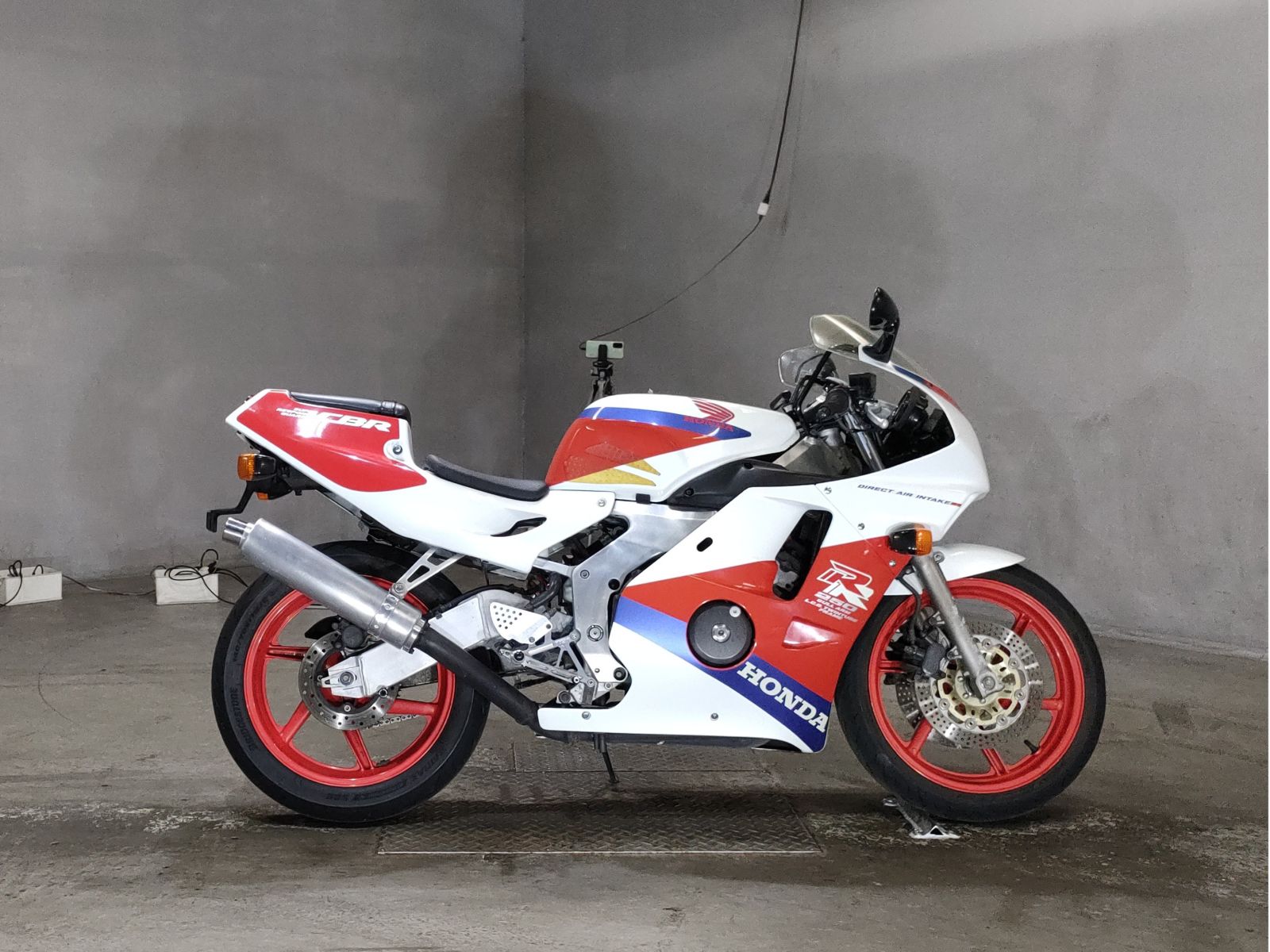 Honda CBR250RR 1990